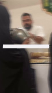 گفته  نکنه دسته‌هاش طلا باشه نجاتمون بده!

یه مدت شایعه شده بود تو چرخ‌خیاطی‌های قدیمی جیوه هست، نقره هست و غیره، حالا هم یه مدته یه سری از خدا بی‌خبر شایعه کردن دسته زودپزای قدیمی از طلاست...

🆔  💯